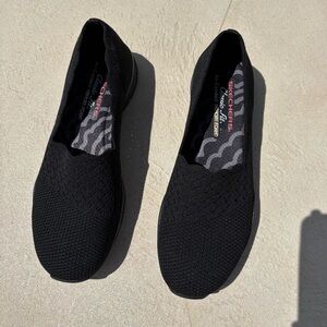 Sketchers Classic Fit